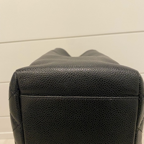 Chanel Grand Shopper - Picture 14 of 16